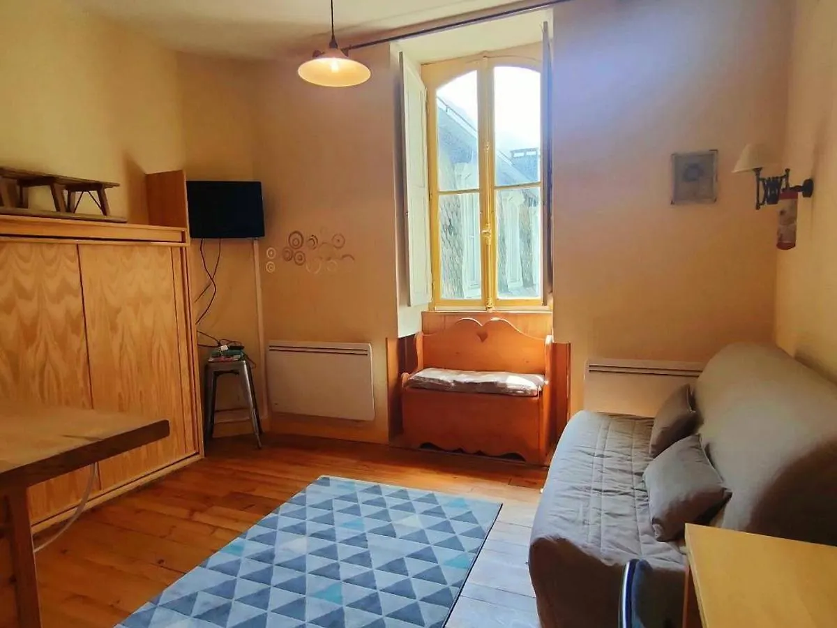קאוטרט Studio Proche Centre Pour 2/4 Personnes, Cuisine Equipee, Pres Thermes Et Telecabines - Fr-1-234-281